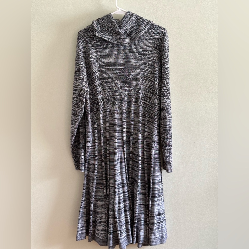 Calvin Klein Gray Long Sleeve Dress - Picture 2 of 3